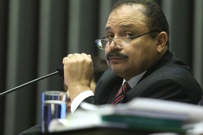 Waldir Maranhão revoga decisão de anular aprovação do impeachment na Câmara