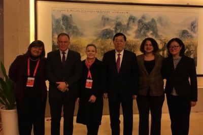Em Pequim, Gleisi participa de encontro promovido pelo Partido Comunista Chinês