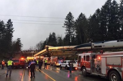 Descarrilamento de trem em ponte no estado de Washington deixou vários mortos