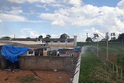 Rebelião em presídio de Goiás deixa 9 presos mortos e 14 feridos