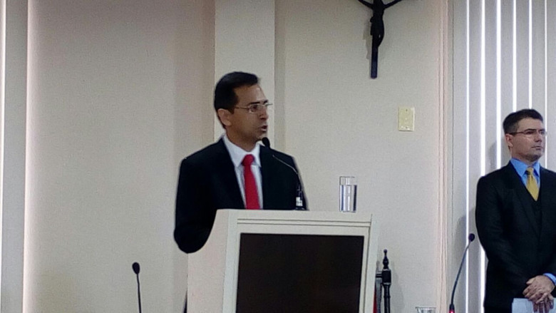 Votação da Mesa - Adriano Ramos, primeiro candidato a presidência - Pronunciamento 