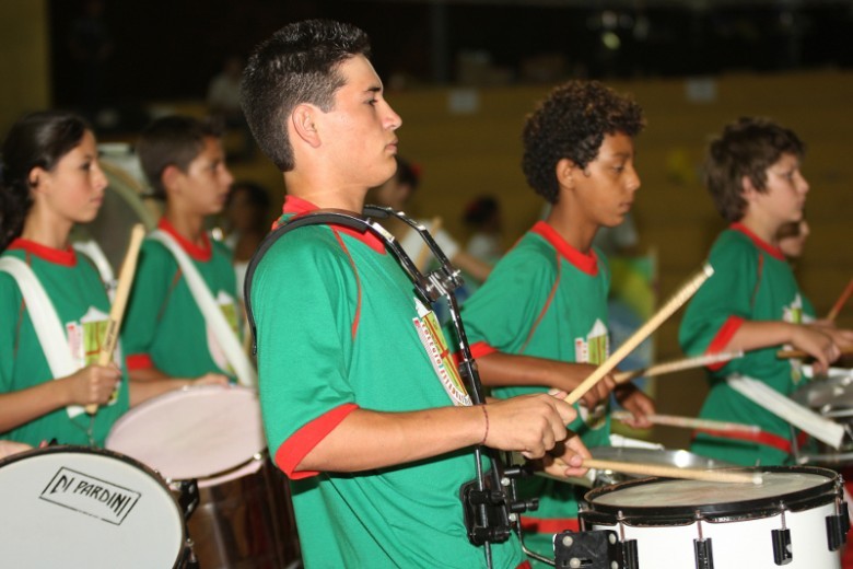  Ideia é identificar e reunir os grupos musicais formados em escolas, igrejas e comunidades de todas as cidades paranaenses, incentivar a cultura regional e a formação musical no Estado.