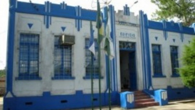 Ex-prefeito de Cerro Azul deve restituir R$ 25 mil por contratação irregular