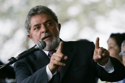 “Não tem neste país uma viva alma mais honesta do que eu”, diz Lula