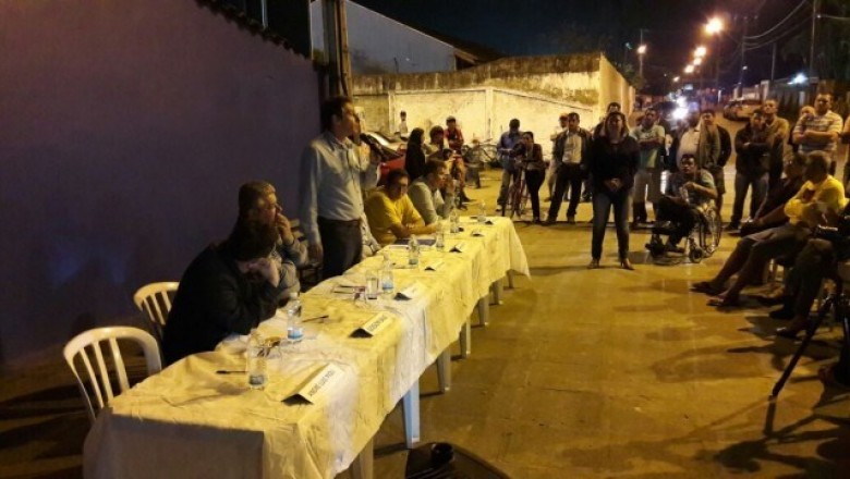 Debate entre os candidatos a prefeito de Paranaguá na Ilha dos Valadares