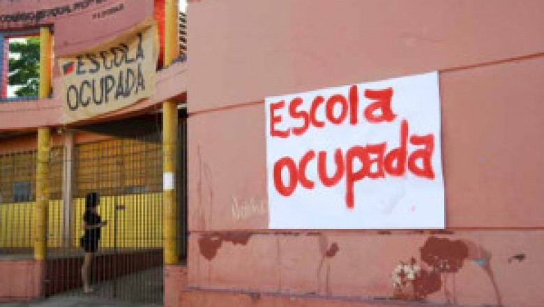 Paraná chega a cem escolas ocupadas; três em Paranaguá