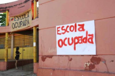 Paraná chega a cem escolas ocupadas; três em Paranaguá
