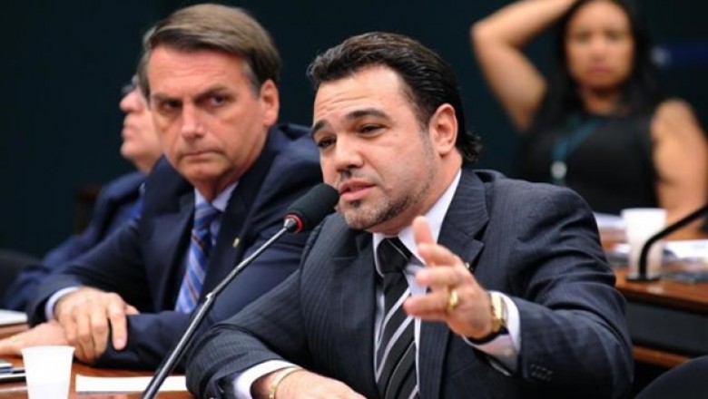 "Pesado o negócio", diz Bolsonaro sobre caso Feliciano