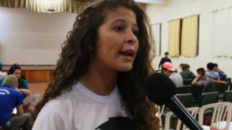 Vídeo: Alunos de escolas ocupadas em Paranaguá falam sobre a manifestação