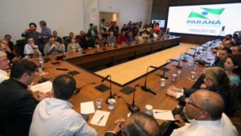 Pais e diretores pedem apoio e governo anuncia novas medidas contra invasões