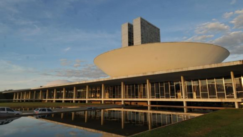 Câmara dos Deputados escolhe hoje novo presidente