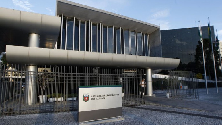 Deputados do Paraná gastaram R$ 19 milhões em verba de ressarcimento