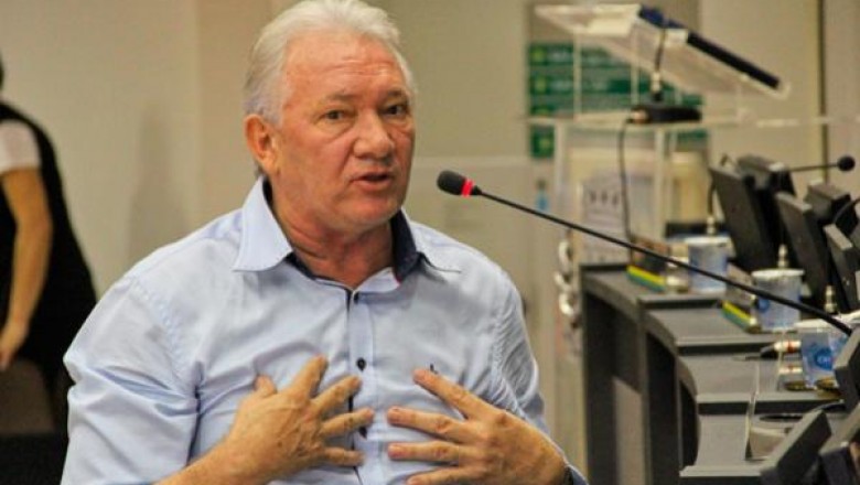 Ex-prefeito deve restituir R$ 159 mil por obra abandonada