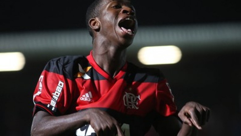 Fla já discute novo contrato para Vinicius Junior; Barça quer prioridade