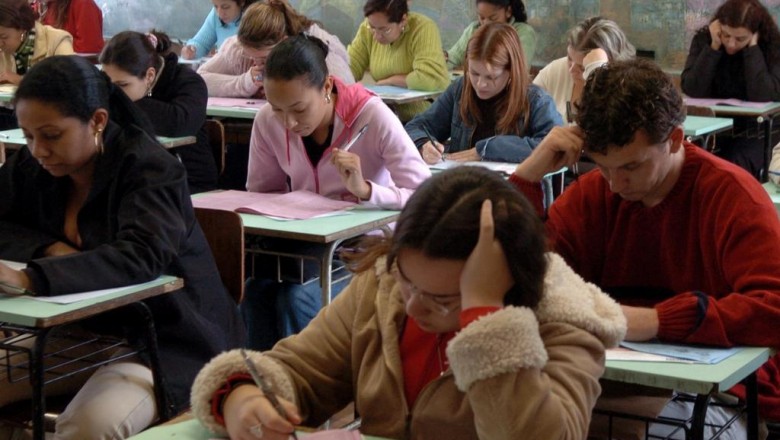 MEC publica edital com mudanças no Enem 2017; taxa de inscrição tem reajuste de 20%