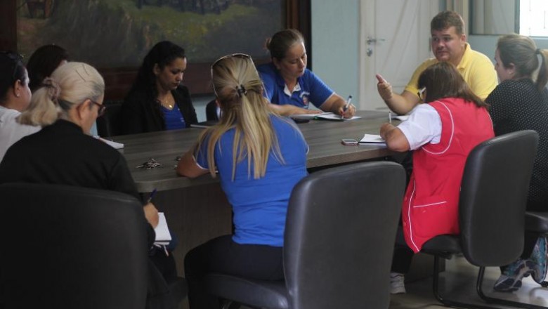 Marcelo Roque se reúne com Sismmap e anuncia pagamento do piso salarial dos professores 