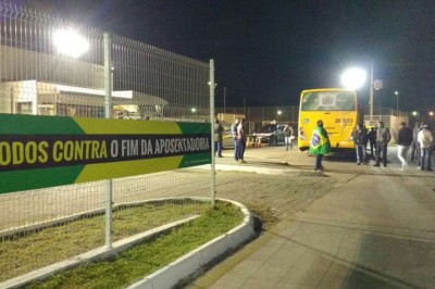 Curitiba está sem ônibus nesta sexta-feira, dia de greve geral!