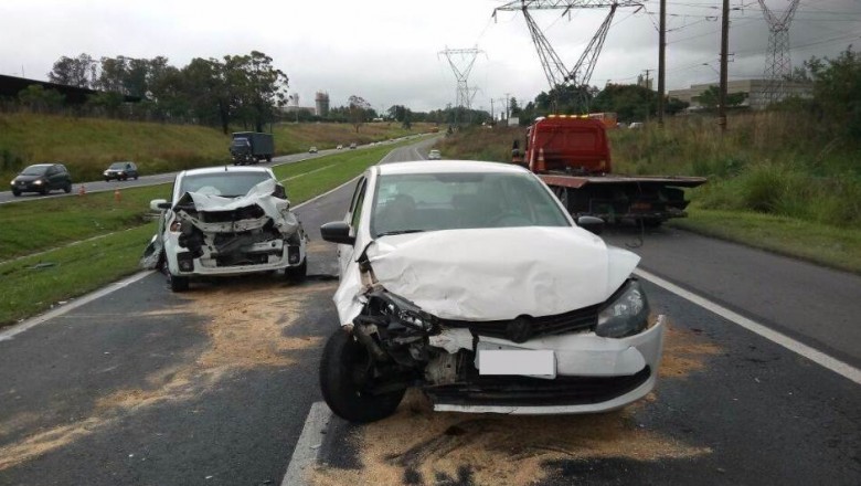 Série de acidentes resulta em uma pessoa gravemente ferida na BR-476