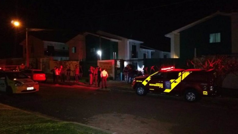 Policial reage a assalto e fica em estado grave; esposa morreu