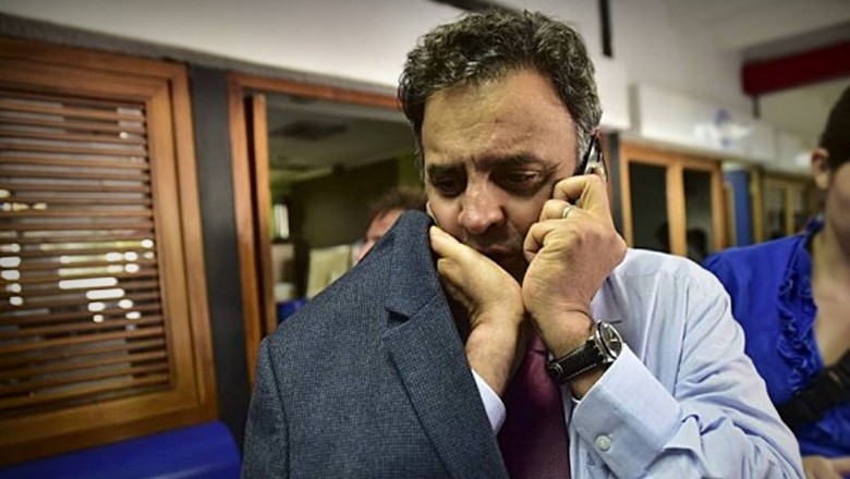 Novos grampos telefônicos afundam Aécio Neves em “mar de lama”
