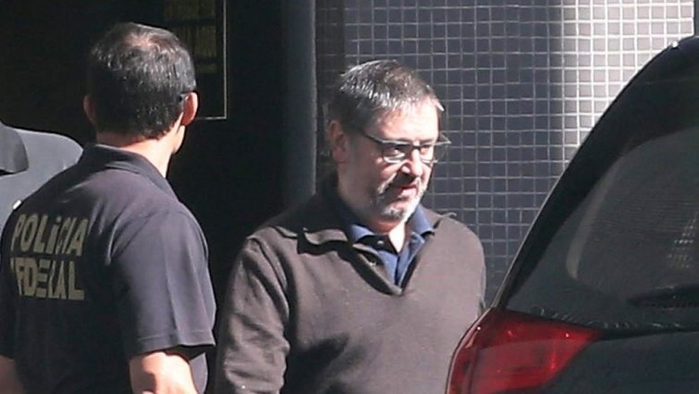 Antes de voltar para casa, Rocha Loures põe tornozeleira eletrônica em Goiânia