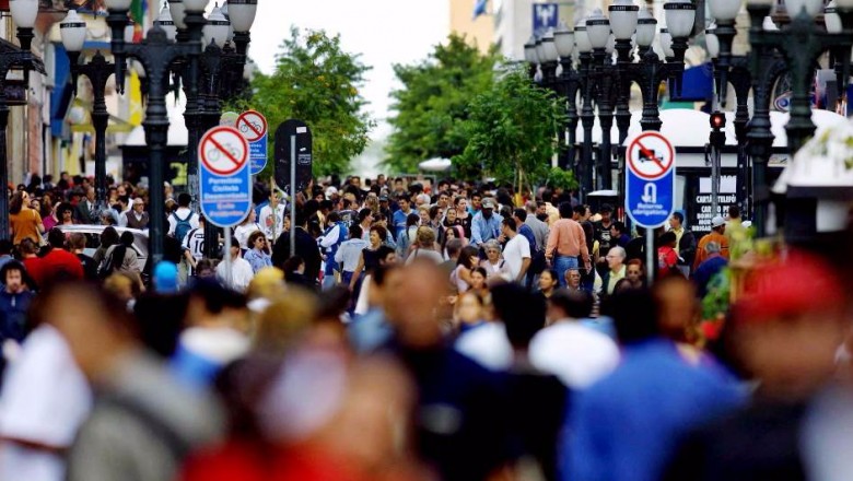 Endividamento e inadimplência voltam a subir no Paraná