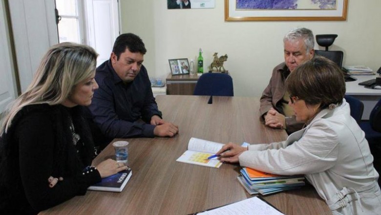 Secretário de Cultura e Turismo recebe presidente da PRTur, Jacó Gimenes