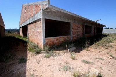 TCE impõe devolução de R$ 3,2 milhões desviados em obras de 2 escolas do Paraná