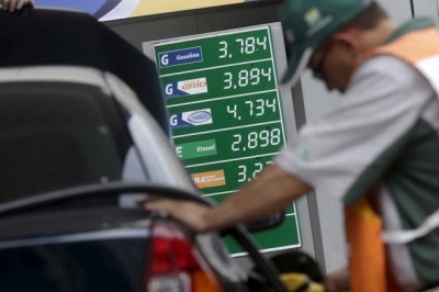Petrobras reduz preços da gasolina em 0,3% e do diesel em 0,4%