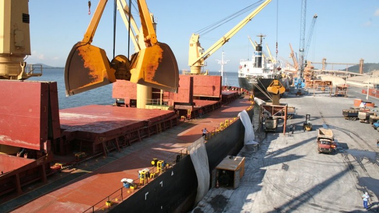 Porto de Paranaguá bate novo recorde de movimentação