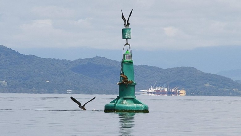 Sinalização dos portos do Paraná funciona com energia solar