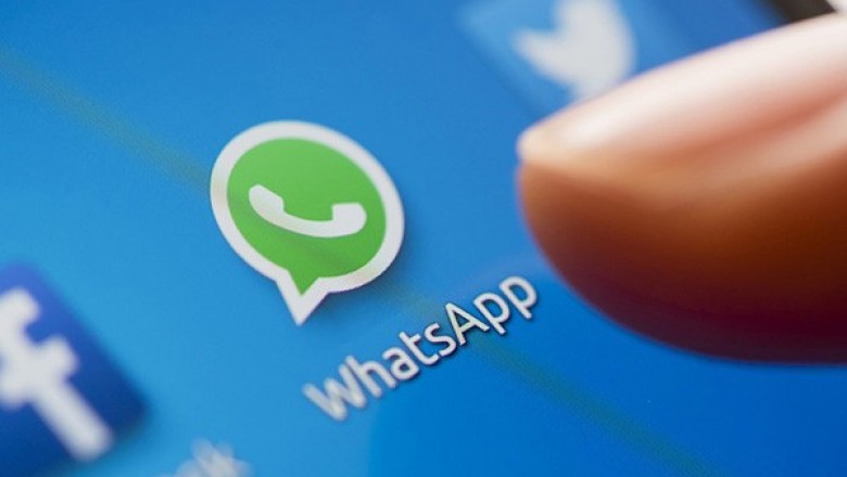 Alerta: novo golpe no WhatsApp promete 14º salário