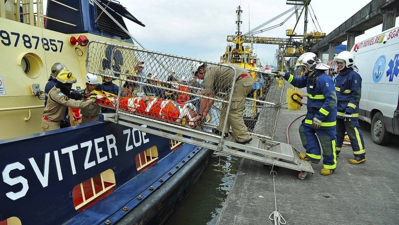 Porto de Paranaguá é palco de simulação com rebocadores