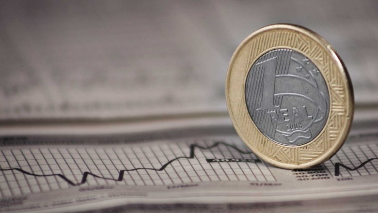 Cerca de 1,5 milhão de servidores podem ficar sem o 13º