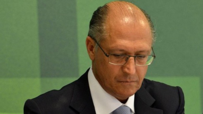 Após Tasso desistir, Alckmin decide ser candidato à presidência do PSDB