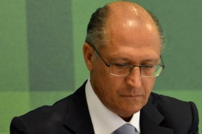 Após Tasso desistir, Alckmin decide ser candidato à presidência do PSDB