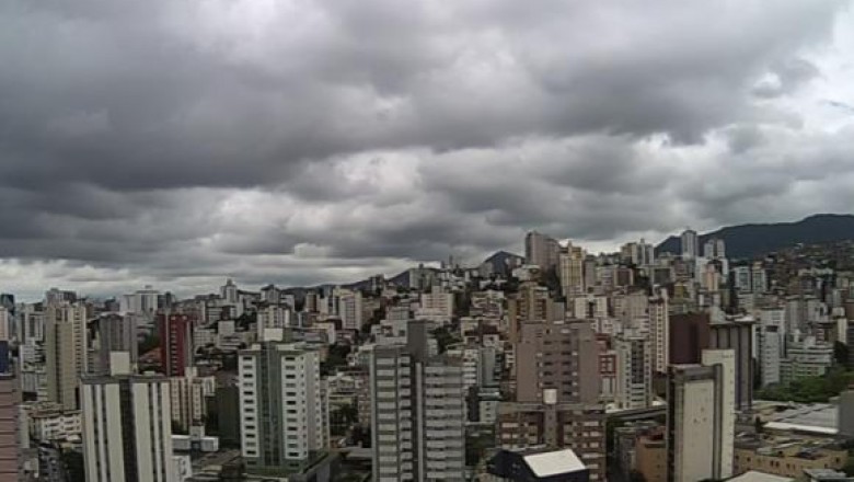 Defesa Civil busca por pessoas desaparecidas durante chuvas em Minas Gerais