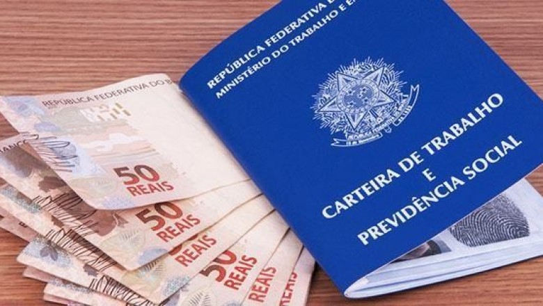 Salário mínimo de R$ 954 entra em vigor