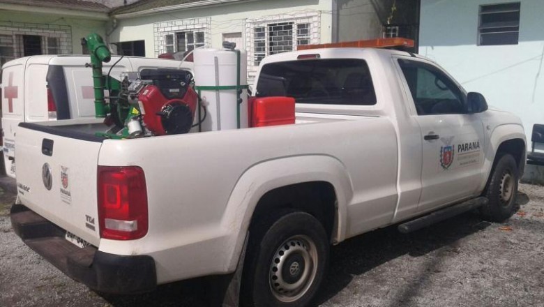 Carros de fumacê voltam a circular por Paranaguá nesta terça-feira