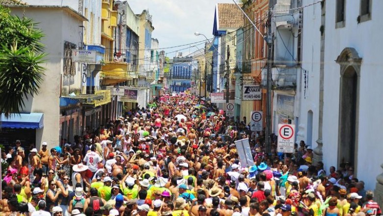 Paranaguá se prepara para a 69ª edição do Banho de Mar à Fantasia