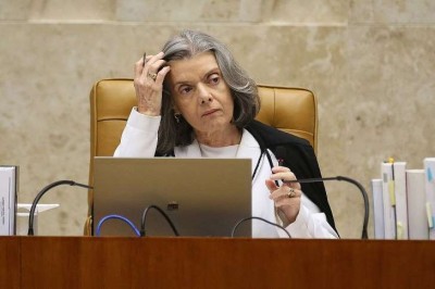 Cármen Lúcia nega dois habeas corpus em favor de Lula