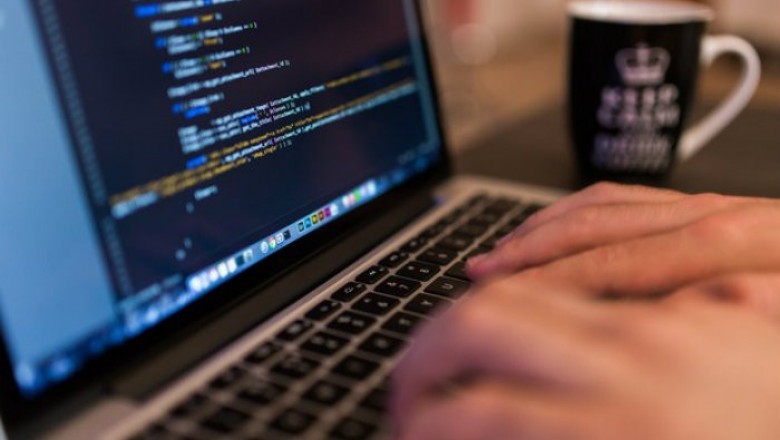 Trabalhadores poderão transferir salário para contas digitais