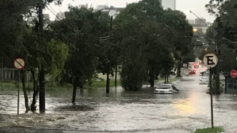Mais de 7,6 mil paranaenses foram afetados pela chuva
