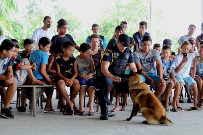 Missão Grão de Mostarda: Guardas Civis Municipais de Paranaguá participam de evento de Páscoa na Vila Garcia