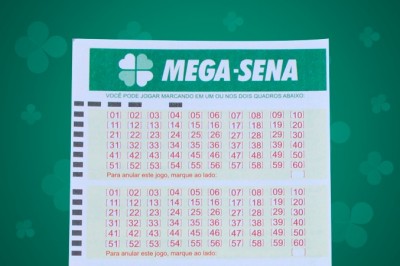 Mega-Sena acumula e próximo sorteio pagará R$ 6 milhões