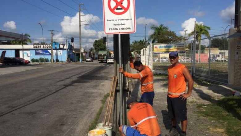 Estacionamento próximo a postos de combustíveis são delimitados