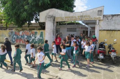 Prefeitura de Paranaguá investe em manutenções de escolas municipais