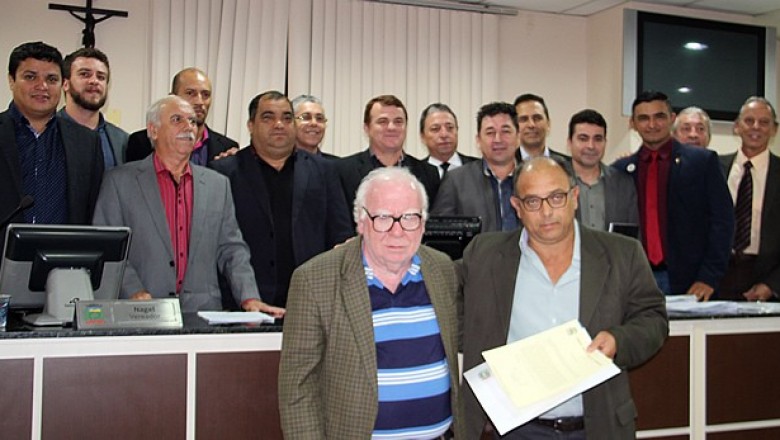 Amilton Aquim é homenageado na Câmara de Vereadores