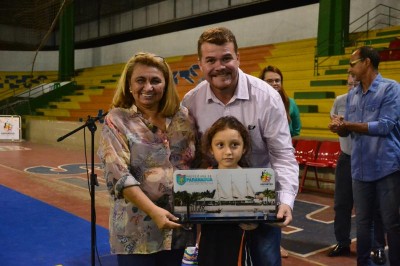 Confira a galeria de campeões dos Jogos Escolares de Paranaguá 2018