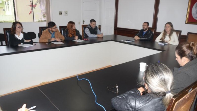 Comissão formada para revisão do Plano Diretor inicia consulta junto às secretarias